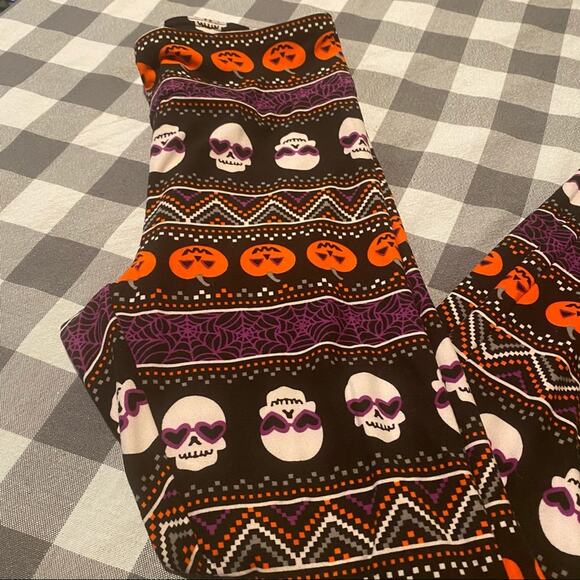 No Boundaries Junior’s 3 - 5 / Small Halloween Leggings w/ Skulls & Pumpkins - Picture 5 of 5